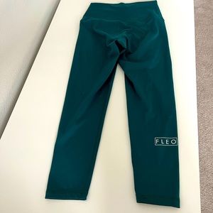 Fleo 21" El Toro Deep Teal leggings